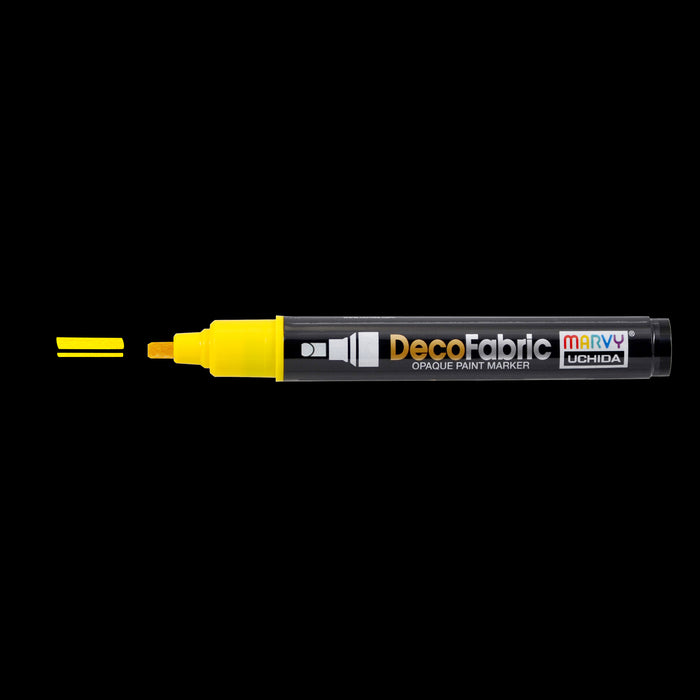Decofabric marker yellow with cap off and color lines at tip with black background