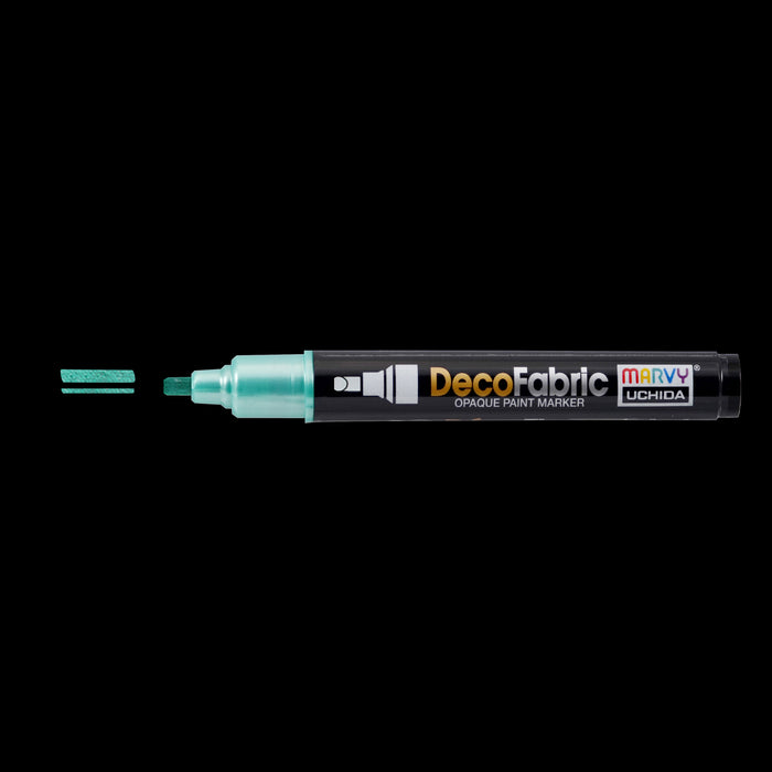 Decofabric marker pearl green with cap off and color lines at tip with black background